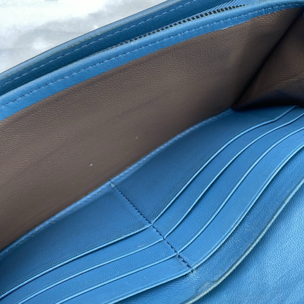 Blue Bottega Veneta woven leather long snap wallet w/ zipper pouch, casual vibe - Picture 7 of 16